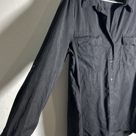 Aritzia Babaton button down shirt - Picture 3 of 7